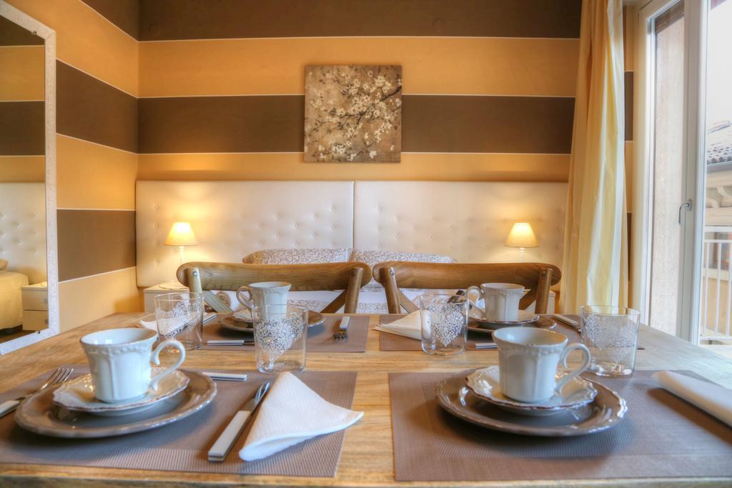 La Casetta Di Lina Rooms And Apartments Werona Zewnętrze zdjęcie